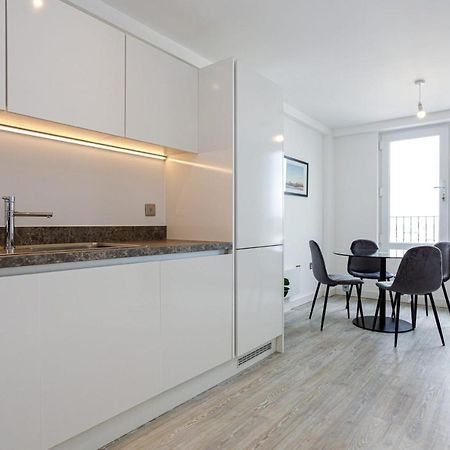 Contemporary 2 Bedroom Duplex In Salford مانشستر المظهر الخارجي الصورة