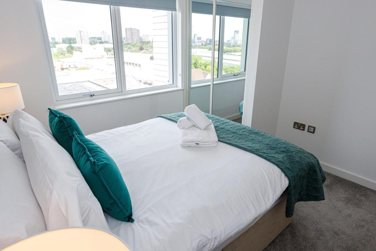 Contemporary 2 Bedroom Duplex In Salford مانشستر المظهر الخارجي الصورة