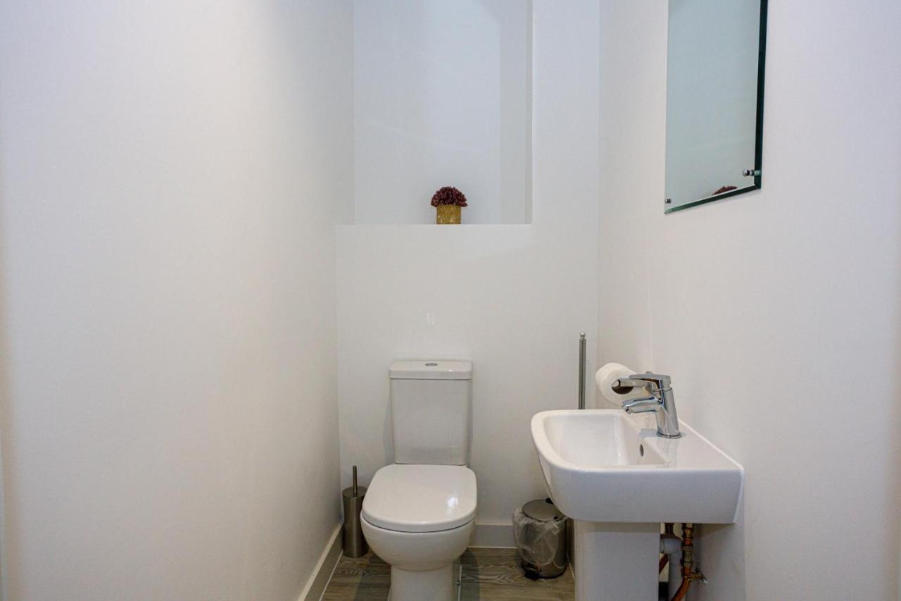 Contemporary 2 Bedroom Duplex In Salford مانشستر المظهر الخارجي الصورة
